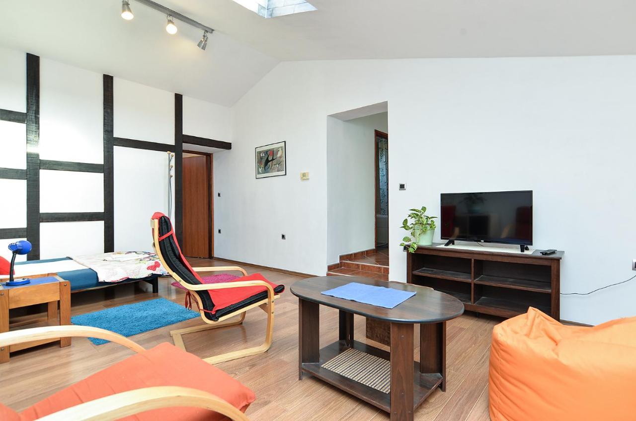 Apartment Puzar 295 Štinjan Buitenkant foto