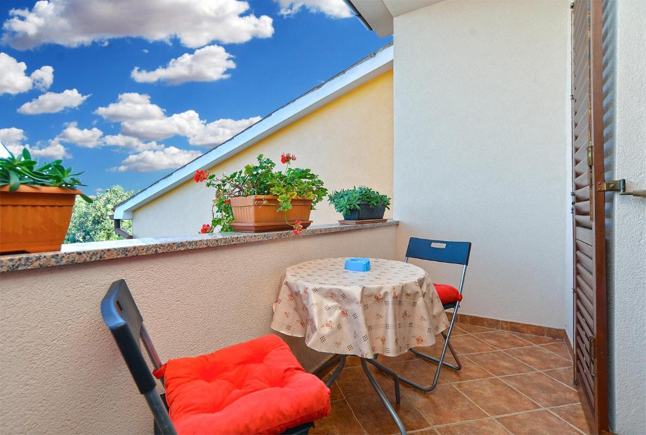 Apartment Puzar 295 Štinjan Buitenkant foto