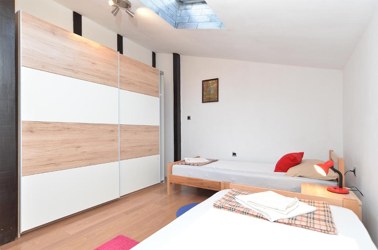 Apartment Puzar 295 Štinjan Buitenkant foto