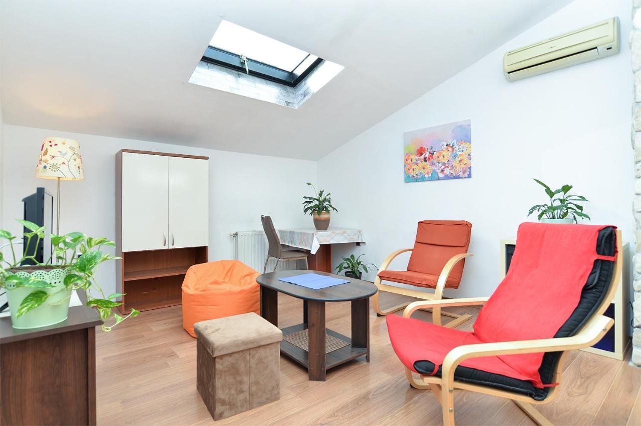 Apartment Puzar 295 Štinjan Buitenkant foto