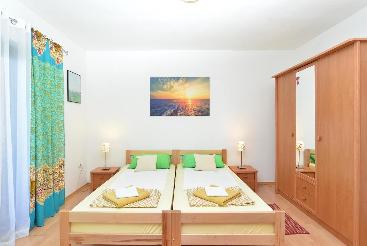 Apartment Puzar 295 Štinjan Buitenkant foto