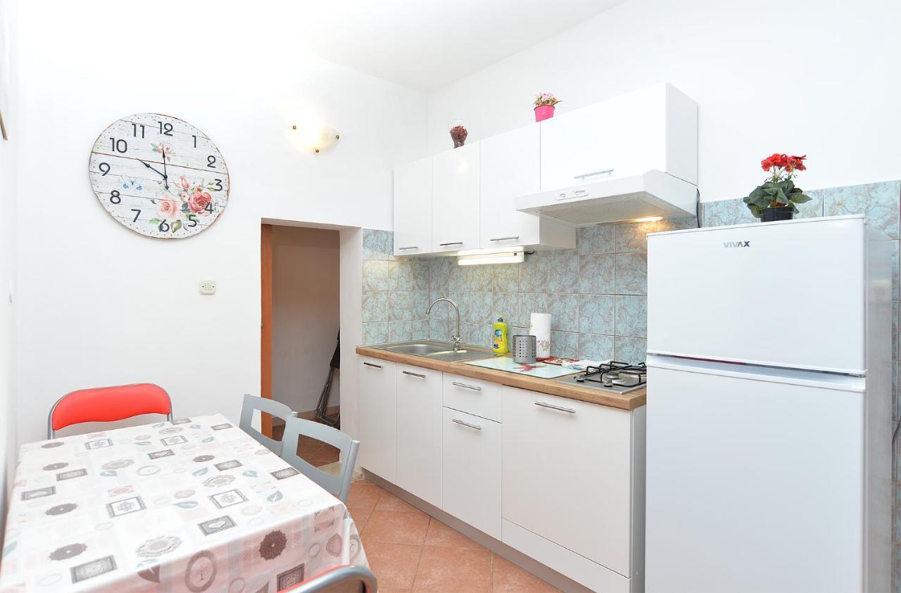 Apartment Puzar 295 Štinjan Buitenkant foto